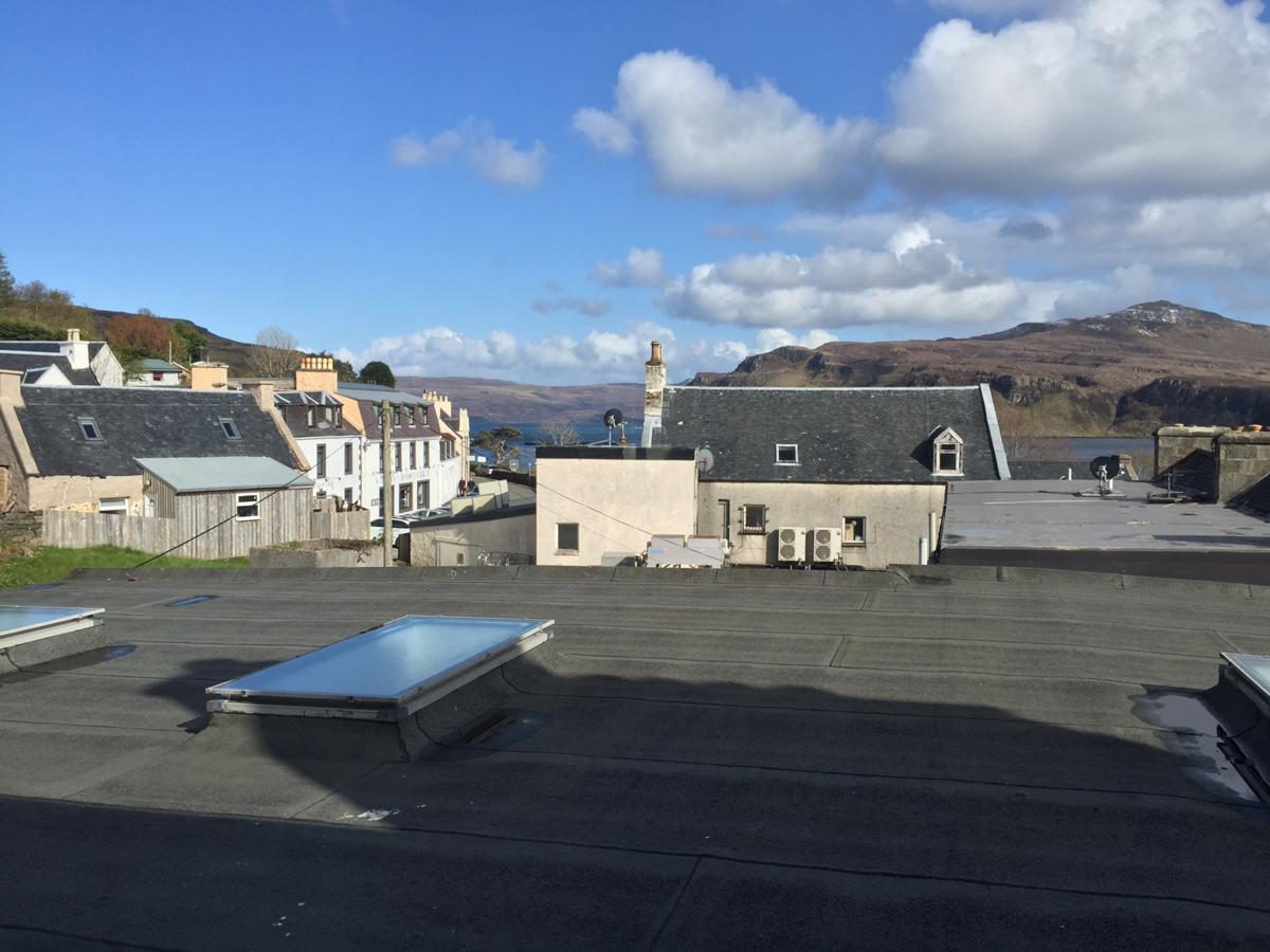 Caledonian Hotel Portree Bagian luar foto
